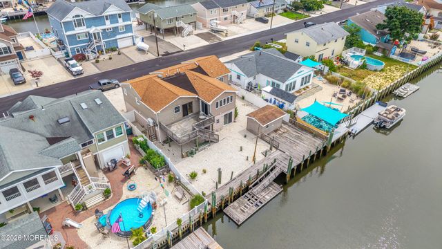 112 E Potomac Drive, Little Egg Harbor, NJ 08087