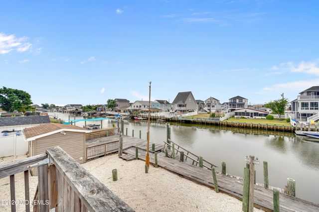 112 E Potomac Drive, Little Egg Harbor, NJ 08087