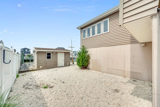 112 E Potomac Drive, Little Egg Harbor, NJ 08087