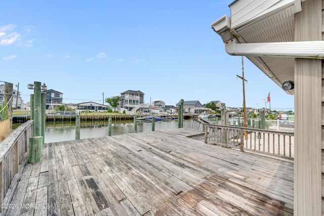 112 E Potomac Drive, Little Egg Harbor, NJ 08087