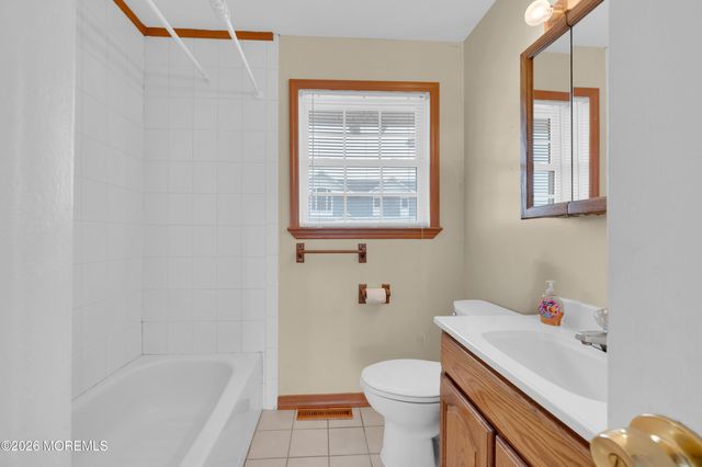 112 E Potomac Drive, Little Egg Harbor, NJ 08087