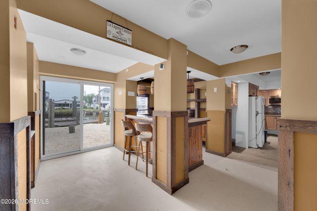 112 E Potomac Drive, Little Egg Harbor, NJ 08087