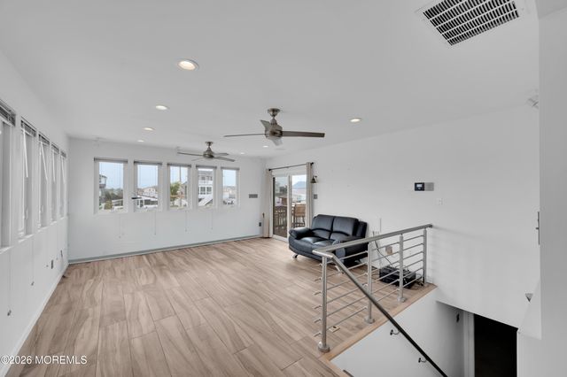 112 E Potomac Drive, Little Egg Harbor, NJ 08087