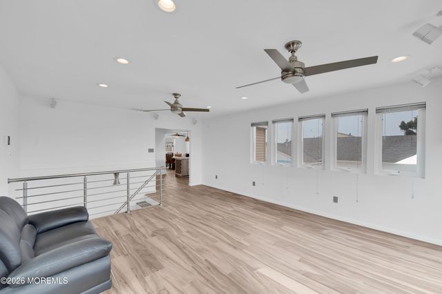 112 E Potomac Drive, Little Egg Harbor, NJ 08087