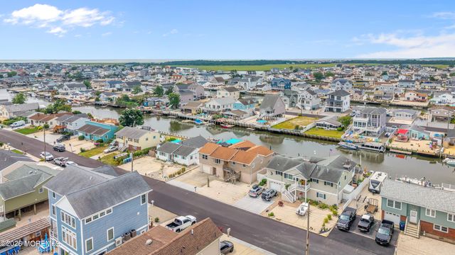 112 E Potomac Drive, Little Egg Harbor, NJ 08087