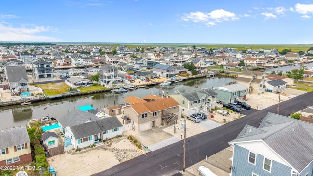 112 E Potomac Drive, Little Egg Harbor, NJ 08087