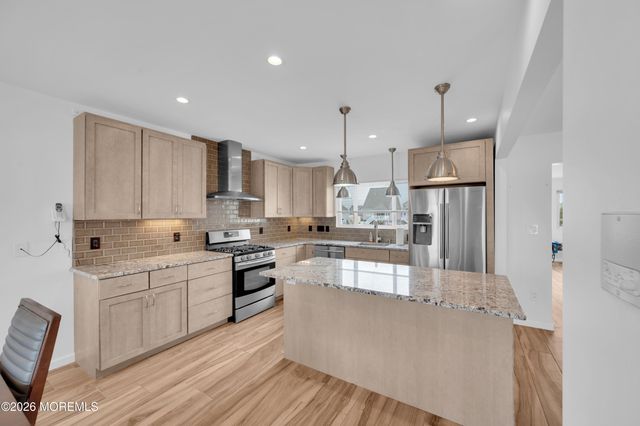 112 E Potomac Drive, Little Egg Harbor, NJ 08087