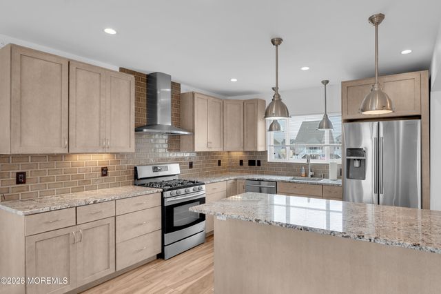 112 E Potomac Drive, Little Egg Harbor, NJ 08087