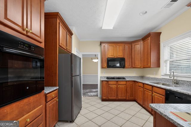 3960 E Saddle Ridge Drive, Lithonia, GA 30038