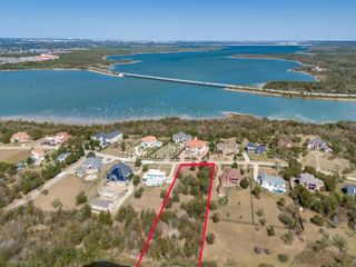 1036 Mallard Pointe Drive, Grand Prairie, TX 75104