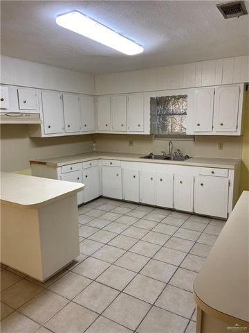 105 Pena Avenue, Weslaco, TX 78599