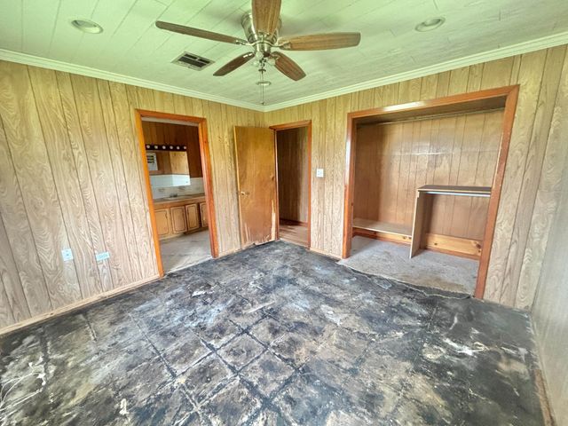 400 Third St, Lockport, LA 70374