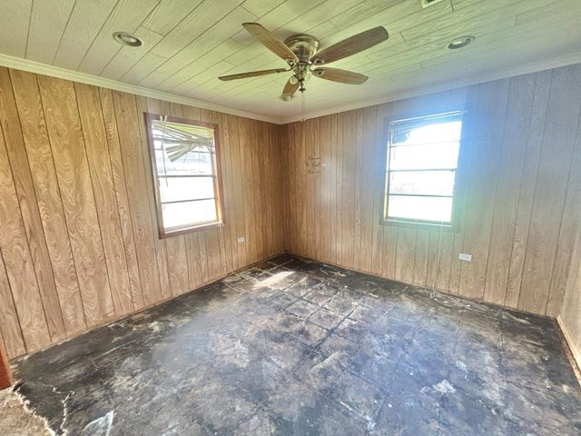 400 Third St, Lockport, LA 70374
