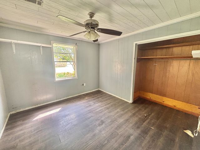 400 Third St, Lockport, LA 70374