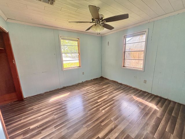 400 Third St, Lockport, LA 70374