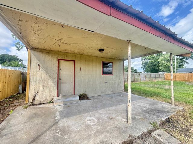 400 Third St, Lockport, LA 70374