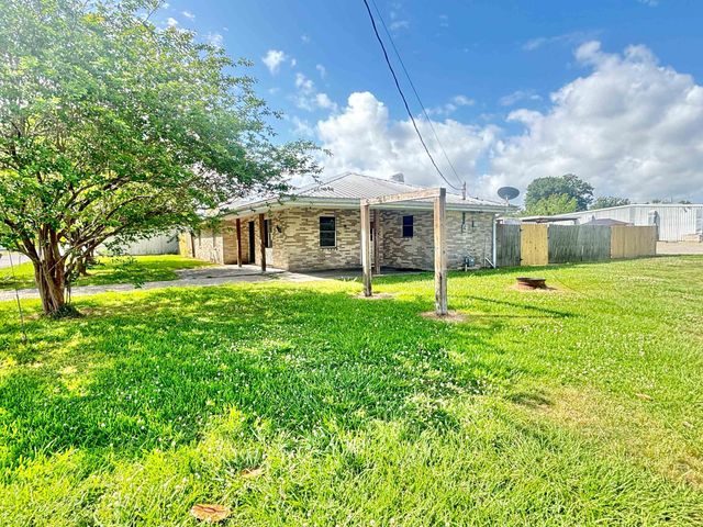 400 Third St, Lockport, LA 70374