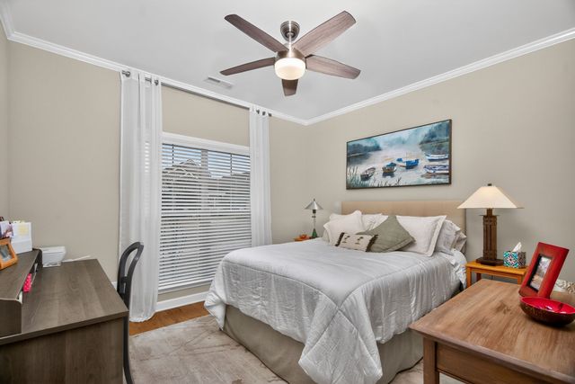 6023 Parkhaven Blvd, Hermitage, TN 37076