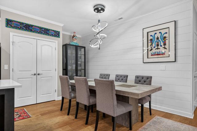 6023 Parkhaven Blvd, Hermitage, TN 37076