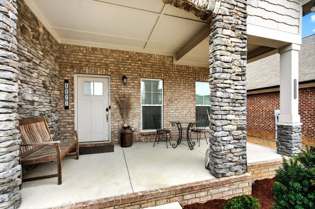 6023 Parkhaven Blvd, Hermitage, TN 37076