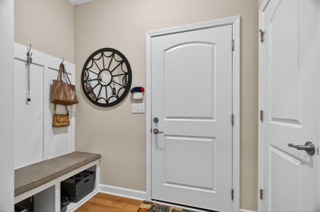 6023 Parkhaven Blvd, Hermitage, TN 37076