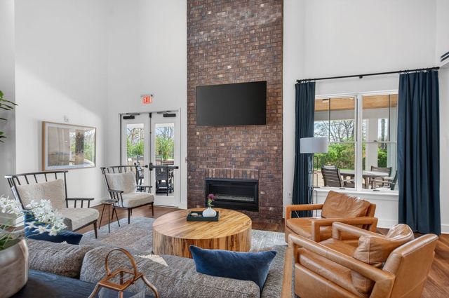 6023 Parkhaven Blvd, Hermitage, TN 37076