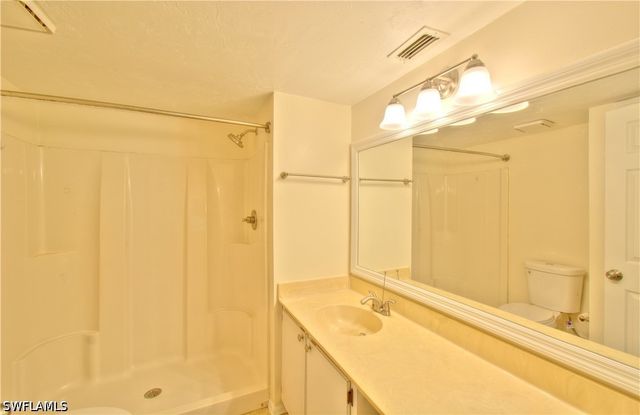 2385 Naples Trace CIR 2, Naples, FL 34109