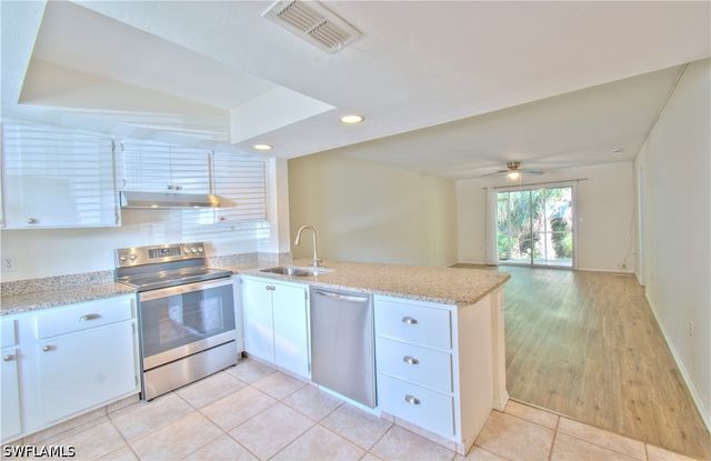 2385 Naples Trace CIR 2, Naples, FL 34109