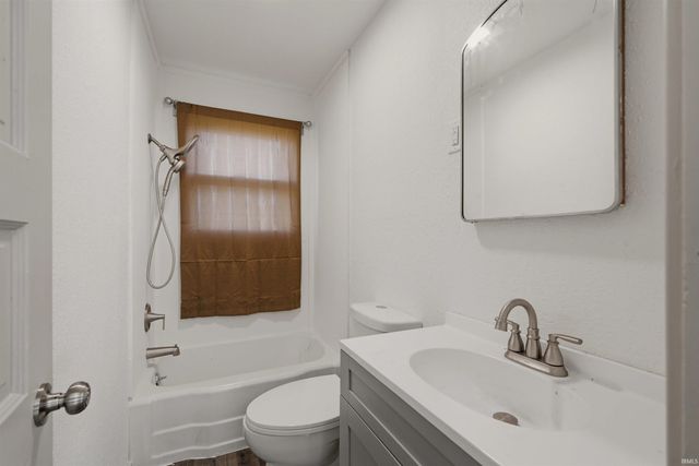 1324 Fletcher Avenue, Fort Wayne, IN 46803
