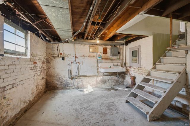 1324 Fletcher Avenue, Fort Wayne, IN 46803