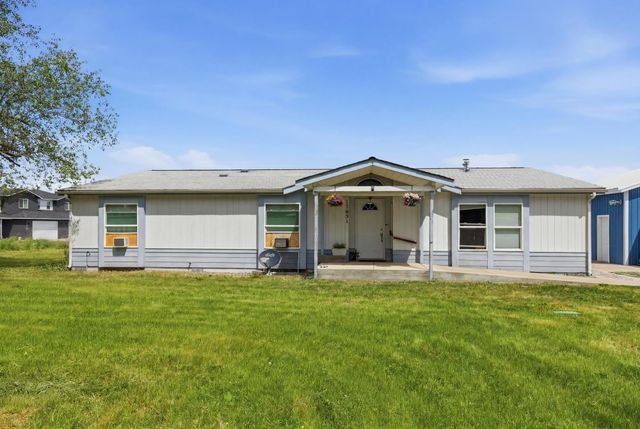 17621 E Mission Ave, Spokane Valley, WA 99016 property photo