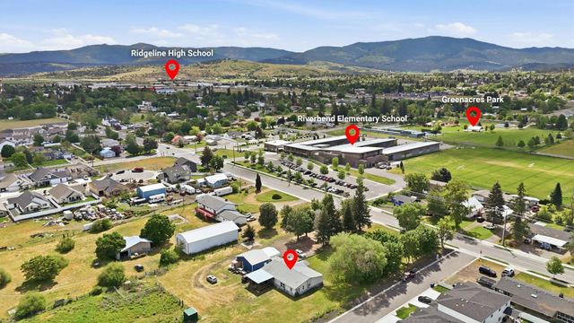 17621 E Mission Ave, Spokane Valley, WA 99016