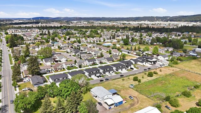17621 E Mission Ave, Spokane Valley, WA 99016