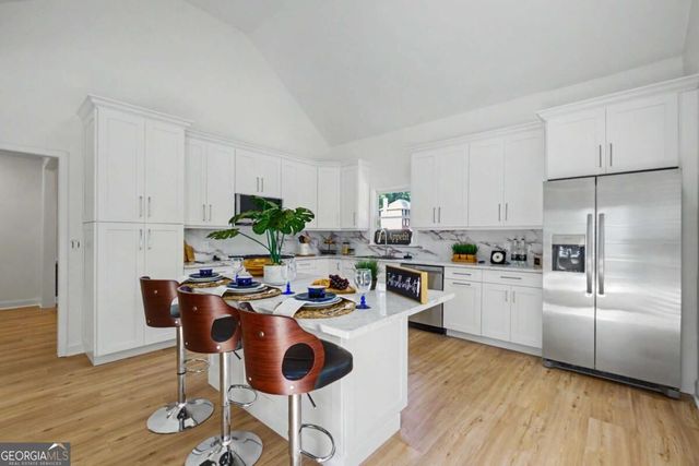 209 Tennis Court Lane NW, Kennesaw, GA 30144