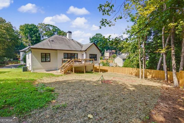 209 Tennis Court Lane NW, Kennesaw, GA 30144