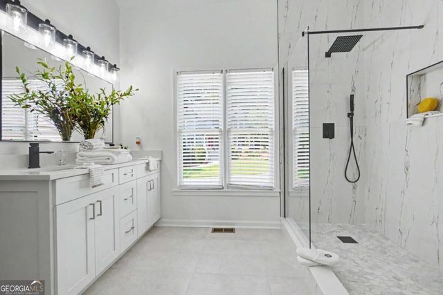209 Tennis Court Lane NW, Kennesaw, GA 30144