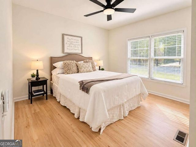 209 Tennis Court Lane NW, Kennesaw, GA 30144