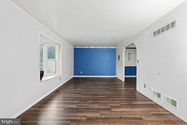 708 SCOTSDALE RD, Westminster, MD 21157