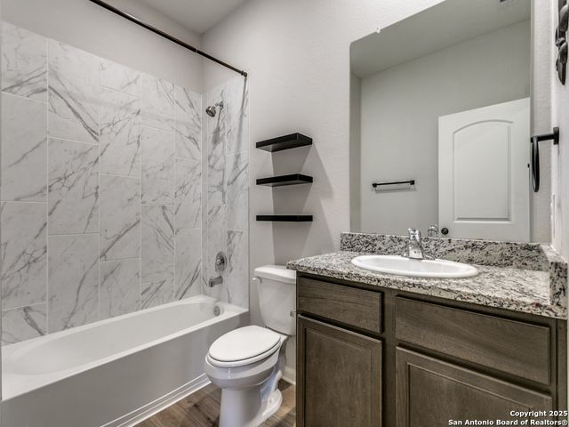 9219 Foxing Blf, Converse, TX 78109