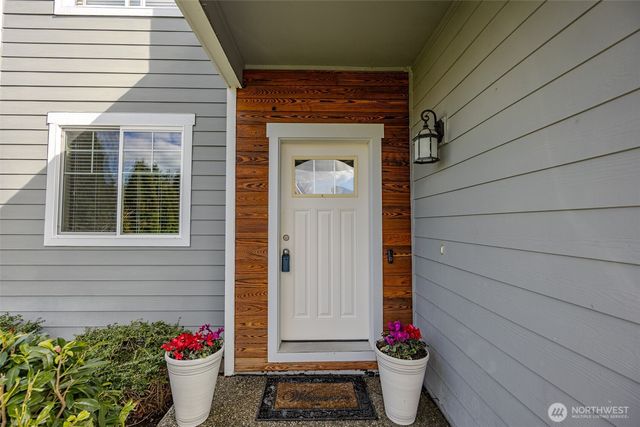 1737 Hillcrest Loop, Mount Vernon, WA 98274