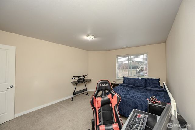 1737 Hillcrest Loop, Mount Vernon, WA 98274