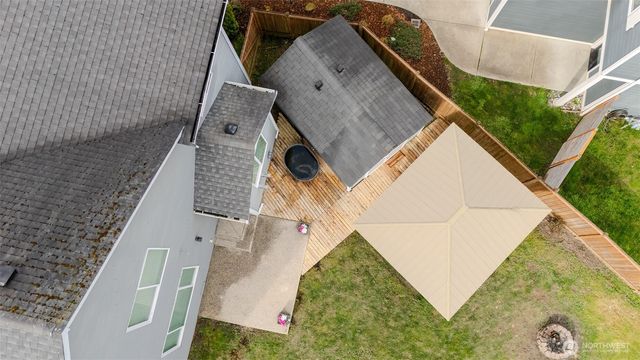 1737 Hillcrest Loop, Mount Vernon, WA 98274