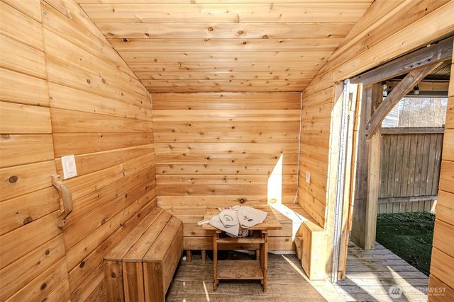 1737 Hillcrest Loop, Mount Vernon, WA 98274