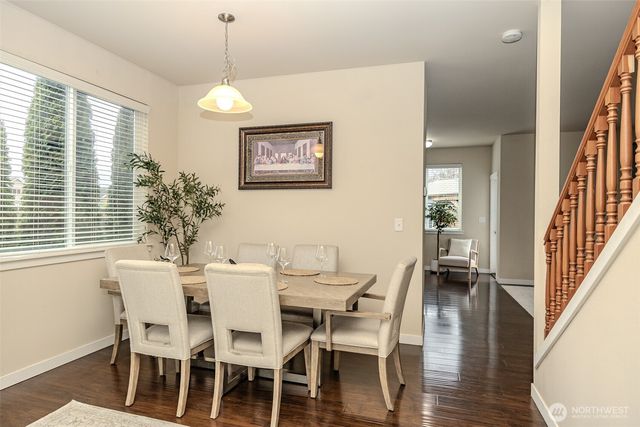 1737 Hillcrest Loop, Mount Vernon, WA 98274