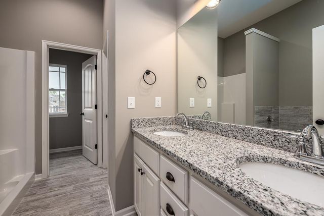 930 168th Court, Basehor, KS 66007