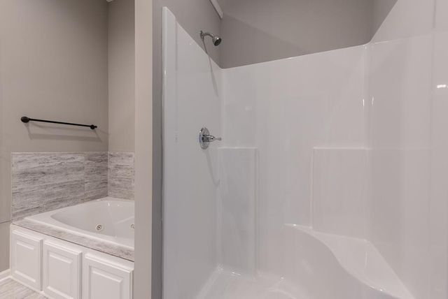 930 168th Court, Basehor, KS 66007