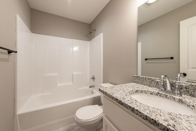 930 168th Court, Basehor, KS 66007