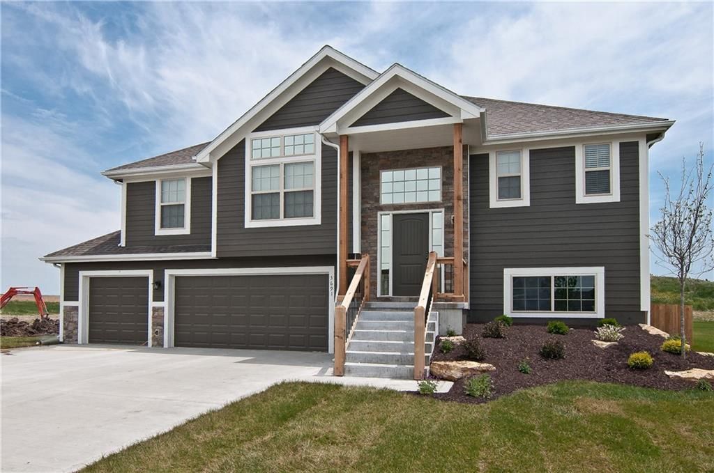 930 168th Court, Basehor, KS 66007