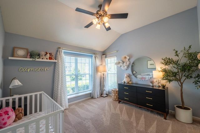 W351N5700 Westshore ROAD, Oconomowoc, WI 53066