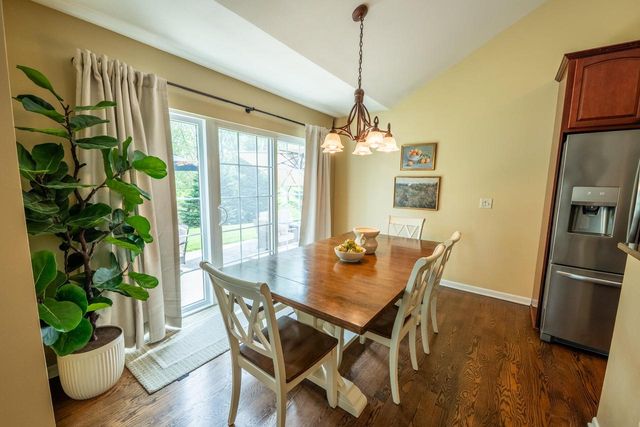 W351N5700 Westshore ROAD, Oconomowoc, WI 53066